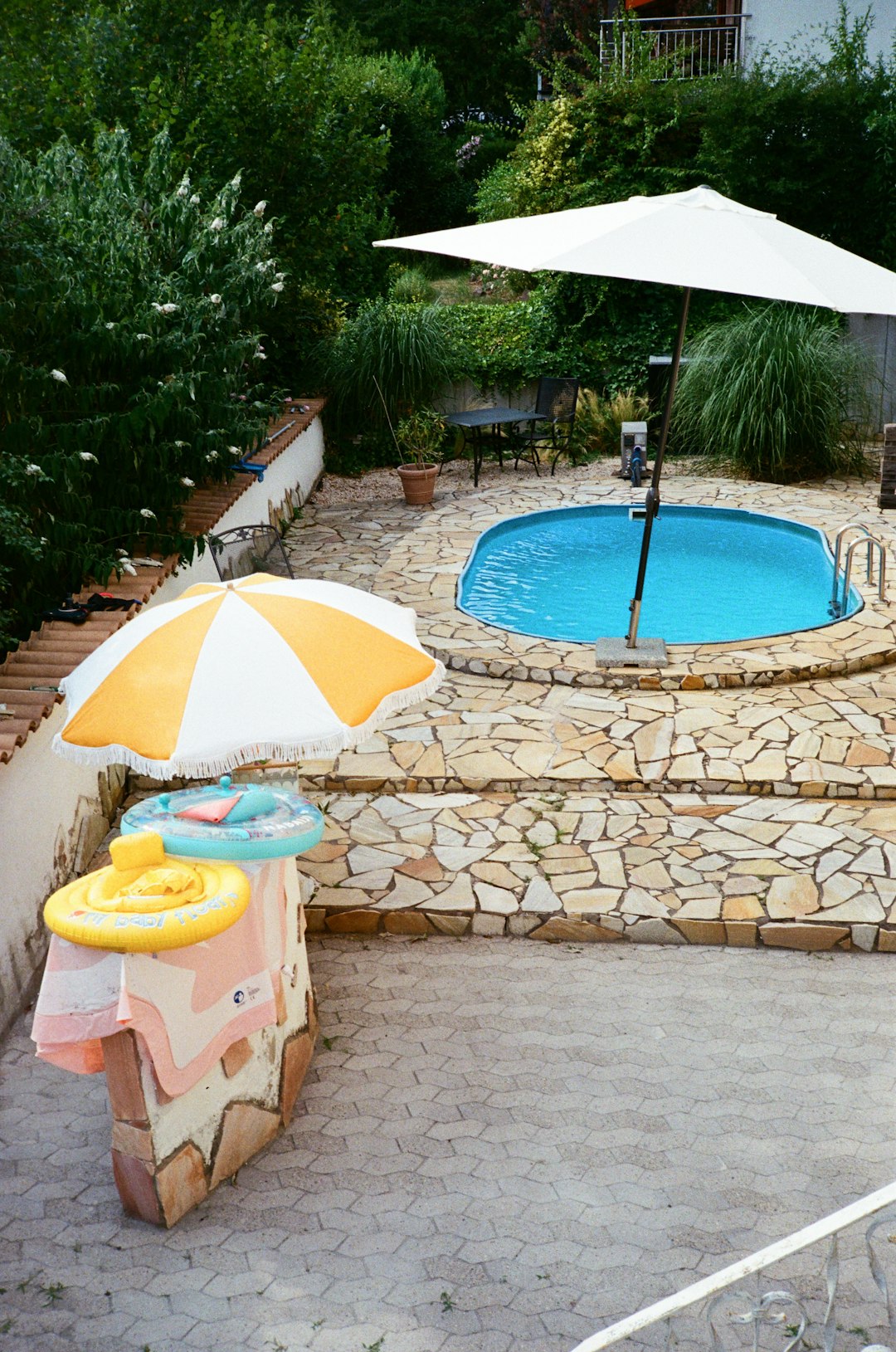 Community Swimming Pool & Patio